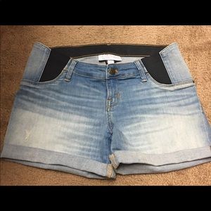 🎉SOLD🎉Maternity Shorts